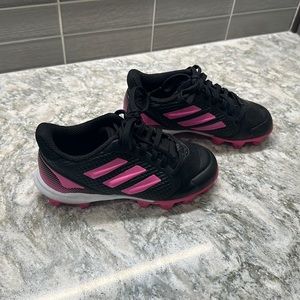 Adidas girls soccer cleats